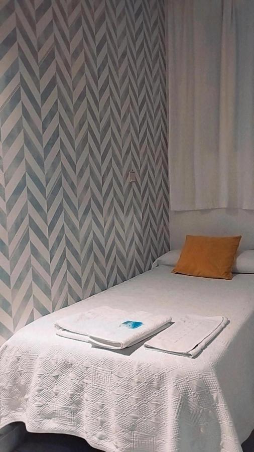 Hostal Abitum Madrid Exterior foto
